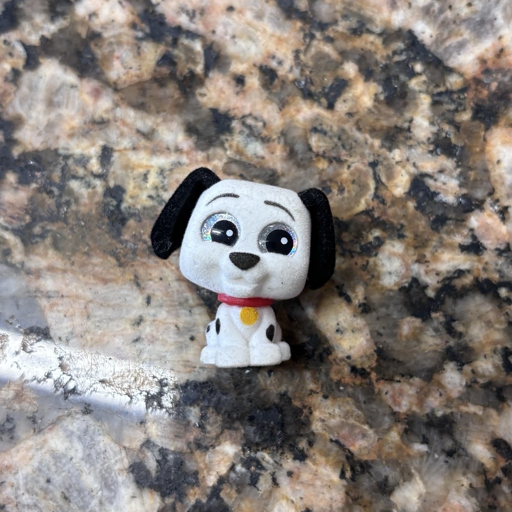Disney Doorables - Pongo - Flocked - Technicolor- 101 Dalmations